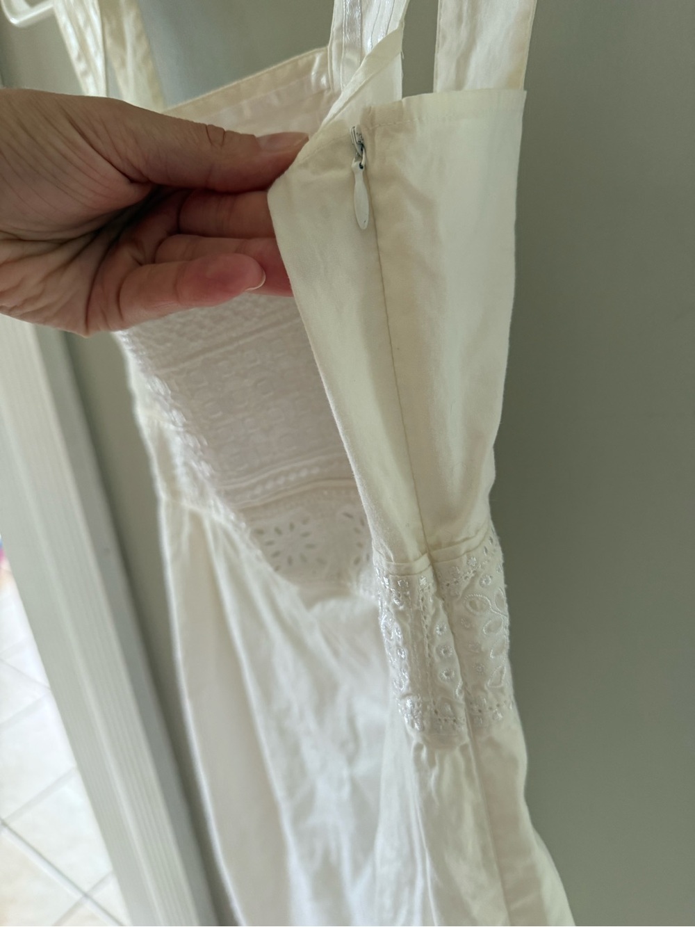 Vintage White Cotton Dress - Picture 5 of 7